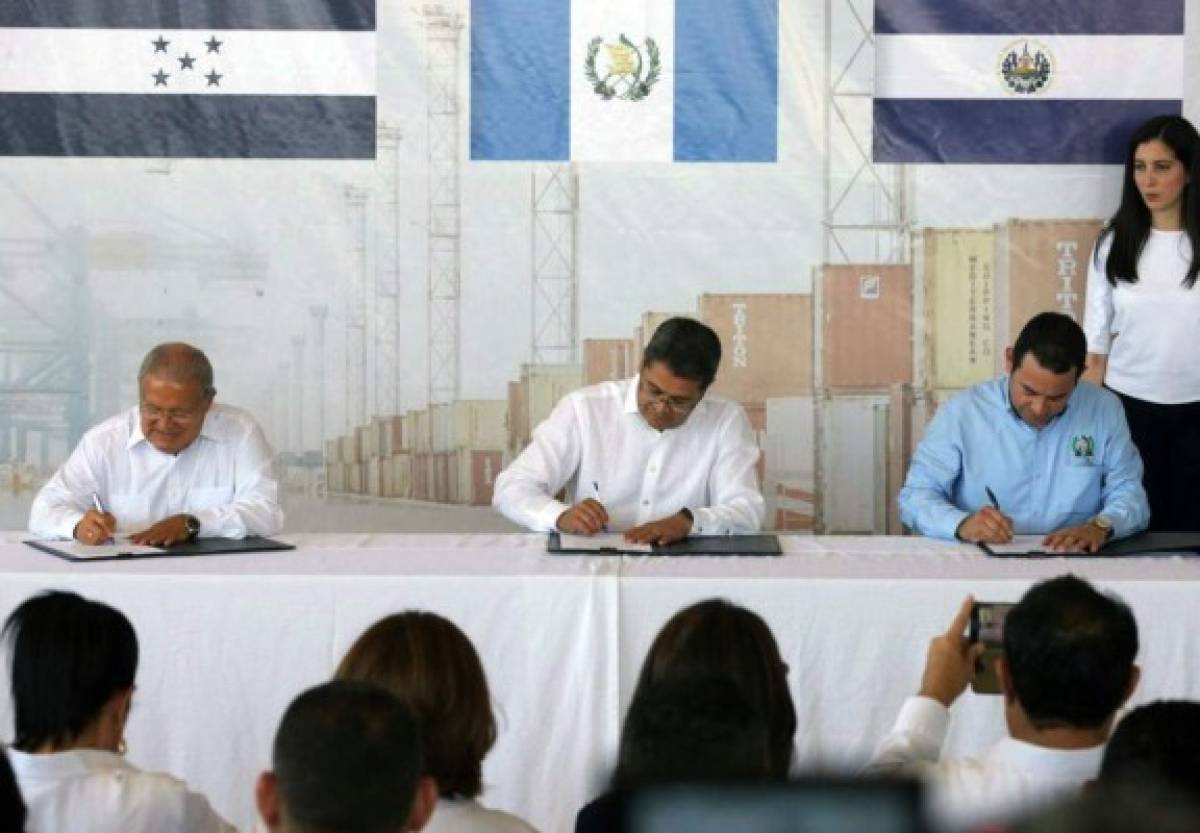El Salvador se une a unión aduanera de Honduras y Guatemala