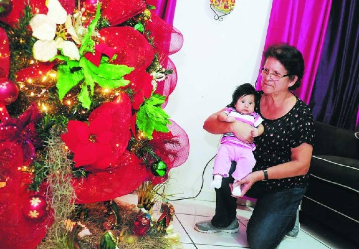 La alegría de la Navidad invade los hogares de los capitalinos