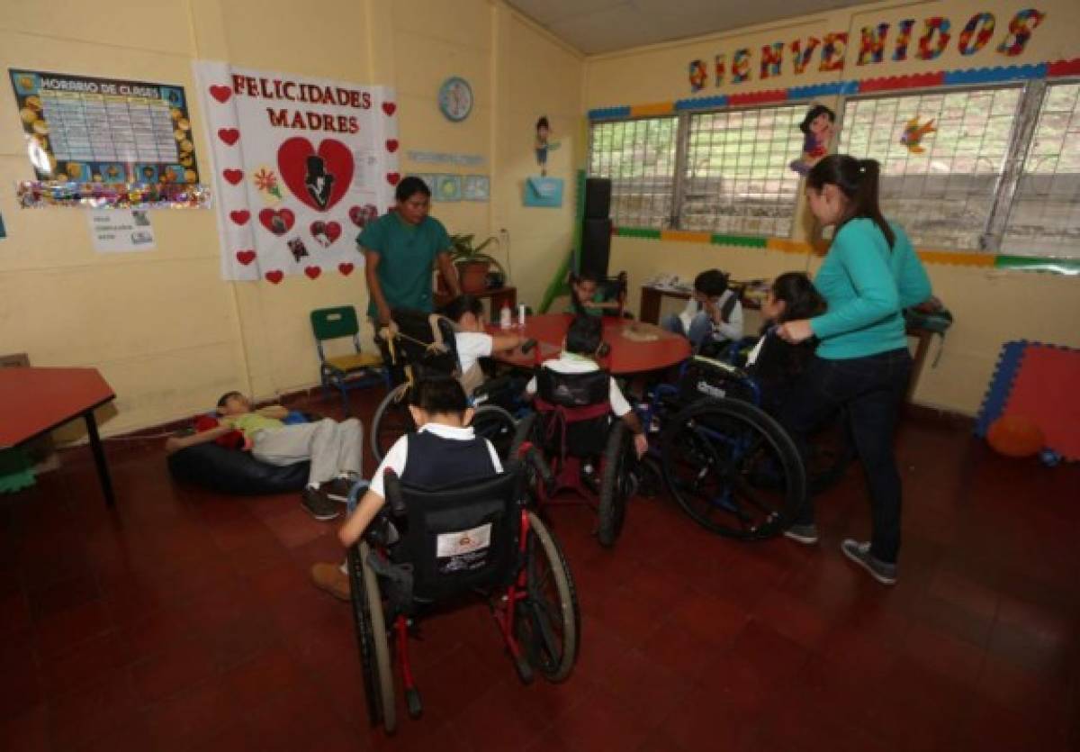 En apenas el 2% de las escuelas se atienden niños con discapacidad