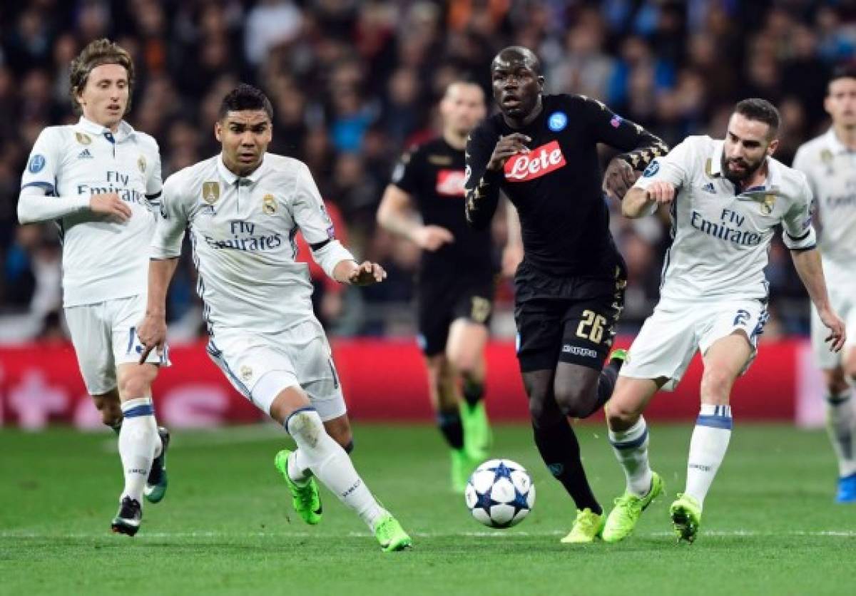 Real Madrid derrotó 3-1 al Napoli y quedó a un paso de los cuartos en la Champions League