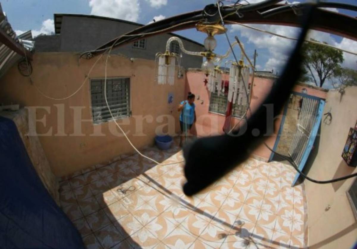 Tegucigalpa: Familias piden ayuda para reponer techos tras fuertes vientos