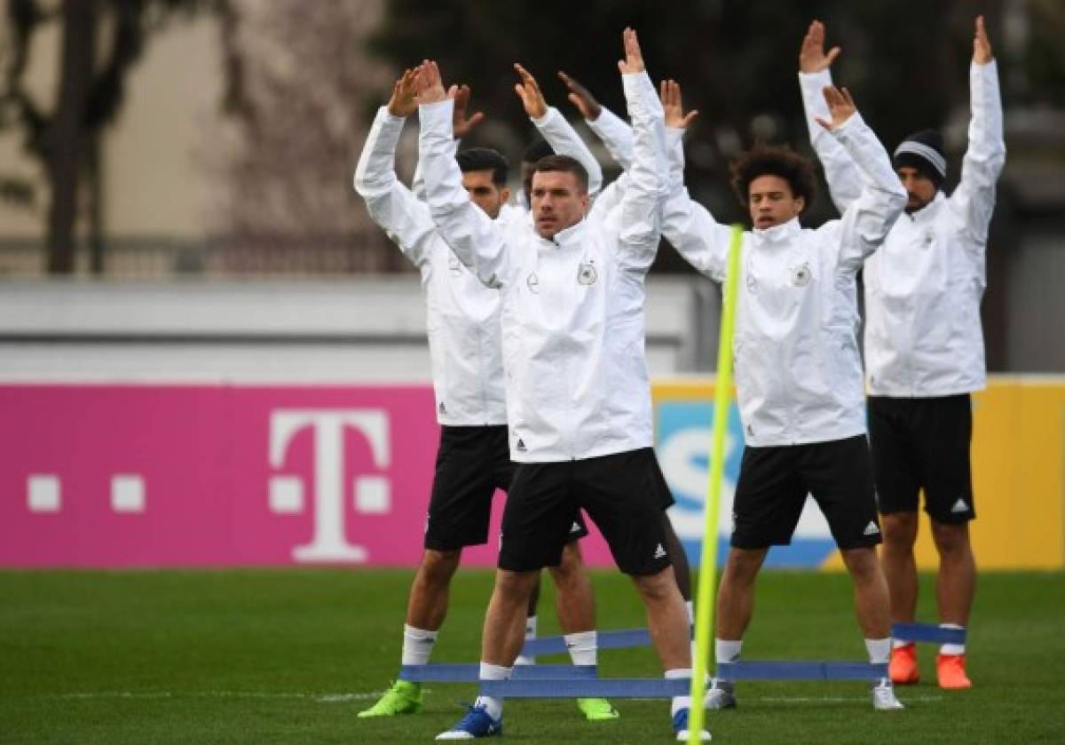 Alemania ante Inglaterra en el duelo homenaje a Lucas Podolski