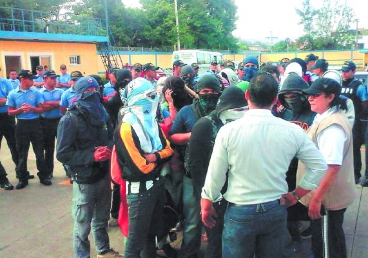 Suspensiones y expulsiones habría en UNAH