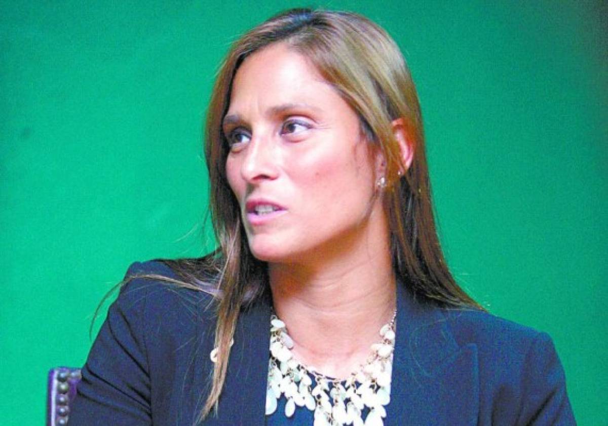 Honduras: Ana Joselina Fortín presenta querella contra Iroshka de Nasralla