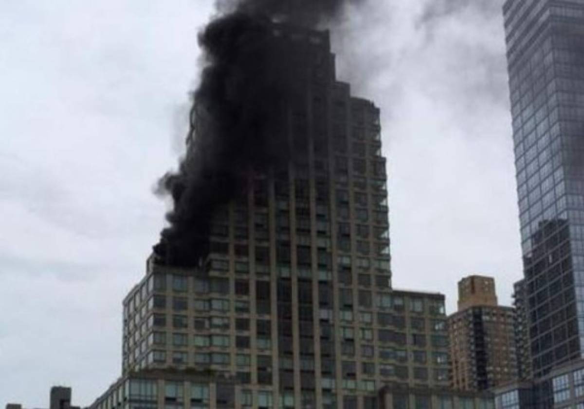 Incendio en un edificio de Donald Trump