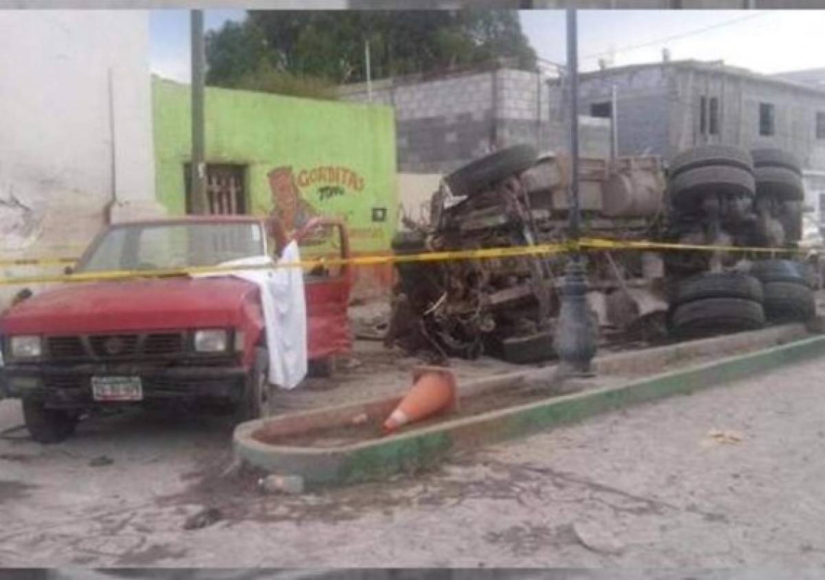 Al menos 26 muertos al embestir un camión a grupo de peregrinos en México