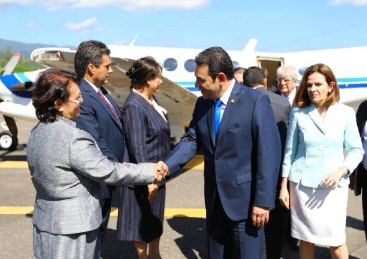 Honduras: Presidente de Guatemala se reúne con Juan Orlando Hernández