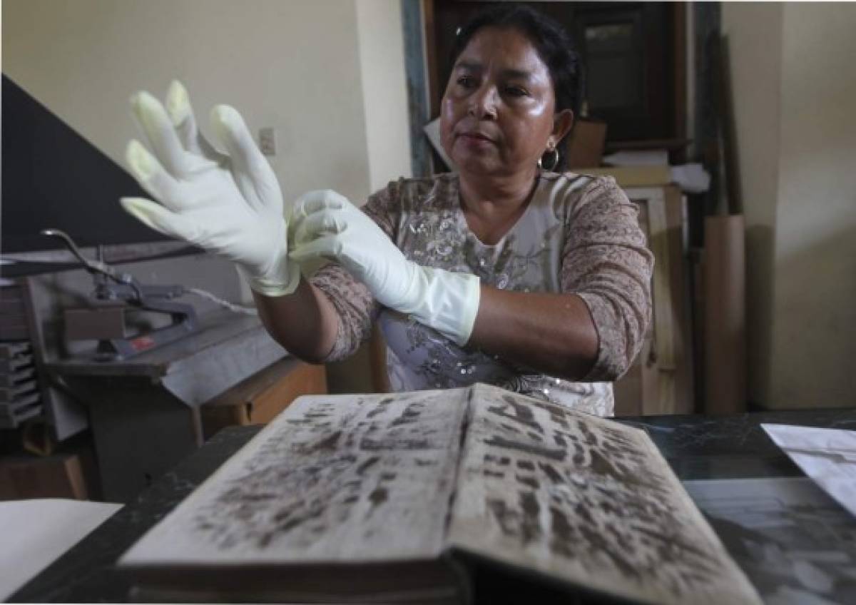 Cirujana de libros y curadora de historias