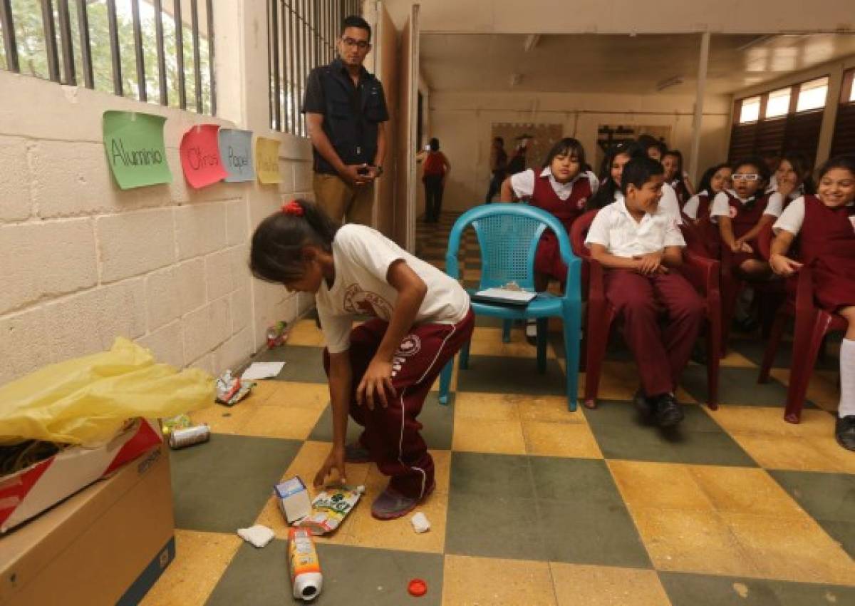 Estudiantes de la Escuela Canadá aprendieron a reciclar