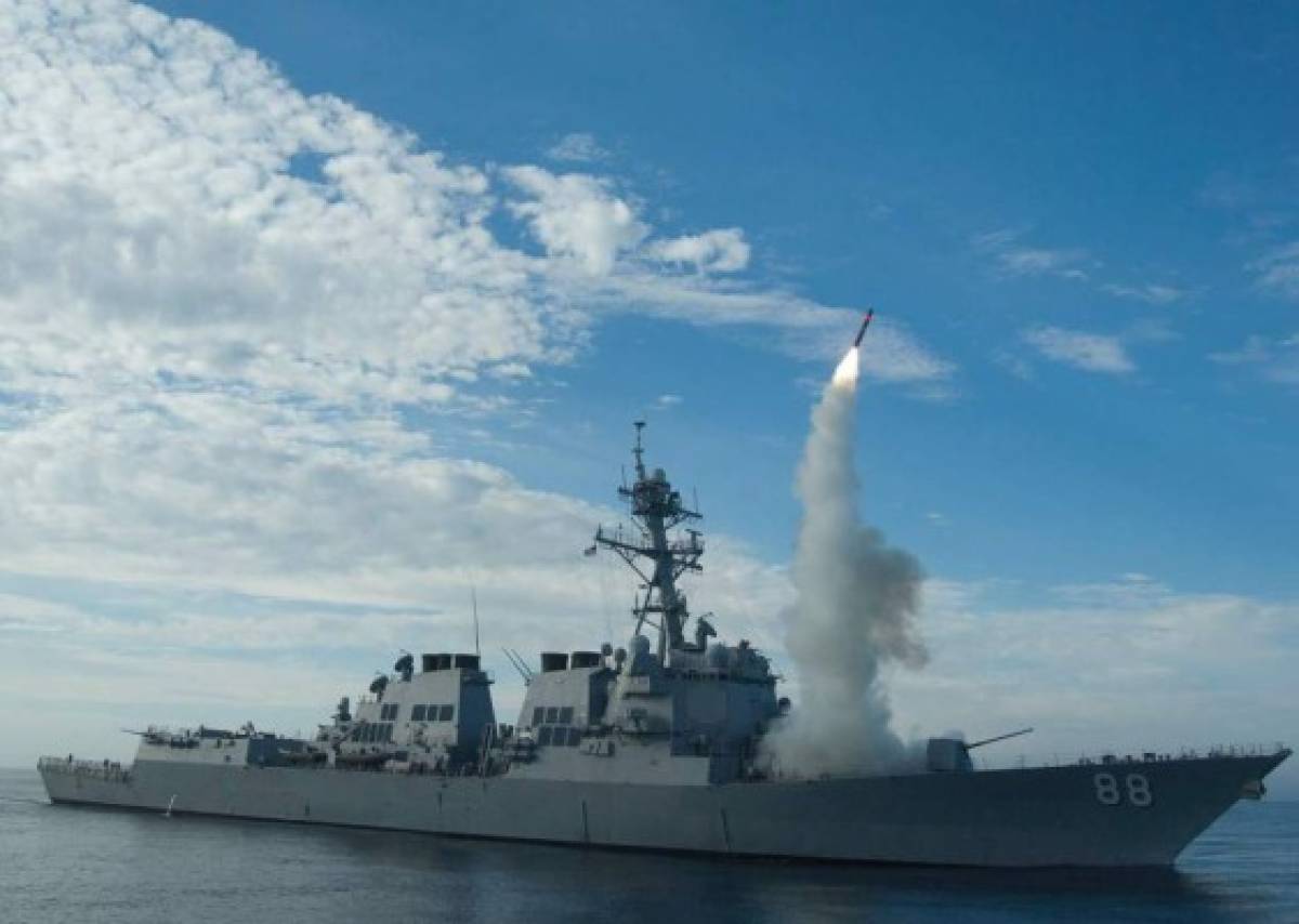 Corea del Norte promete respuesta al 'insensato' despliegue naval de EEUU