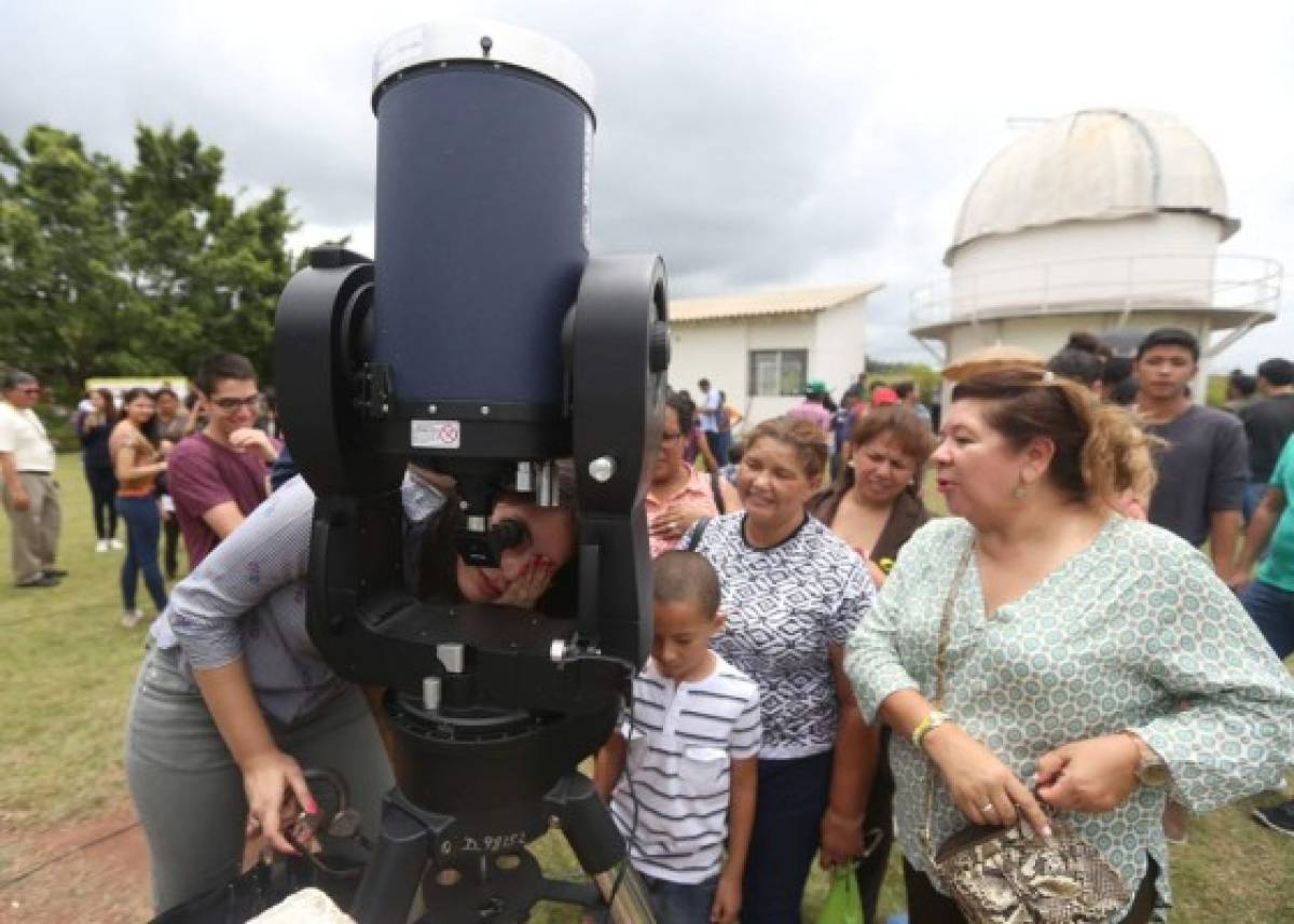 Euforia colectiva causó el eclipse solar en Honduras