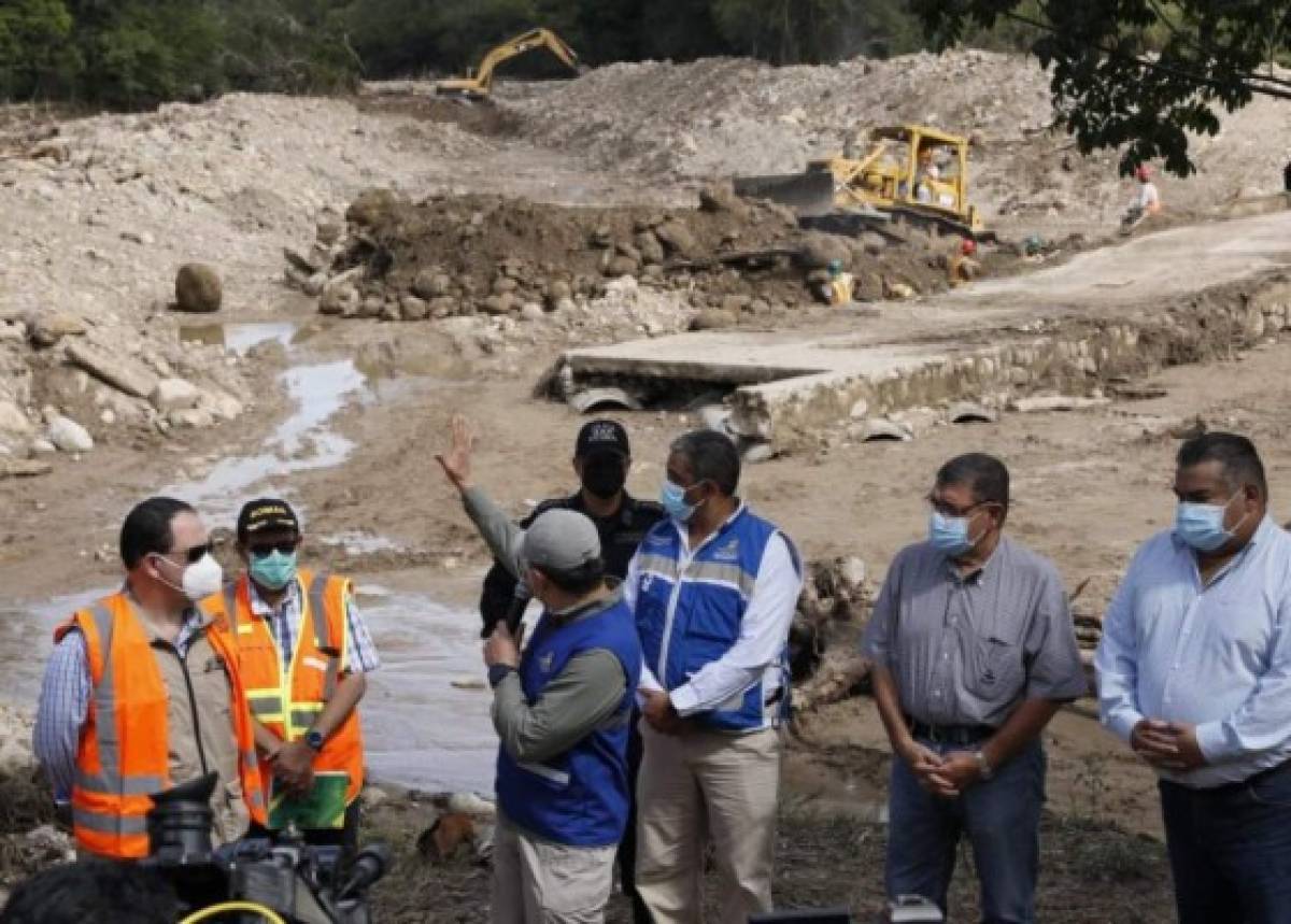 Supervisan obras en vías dañadas en Honduras