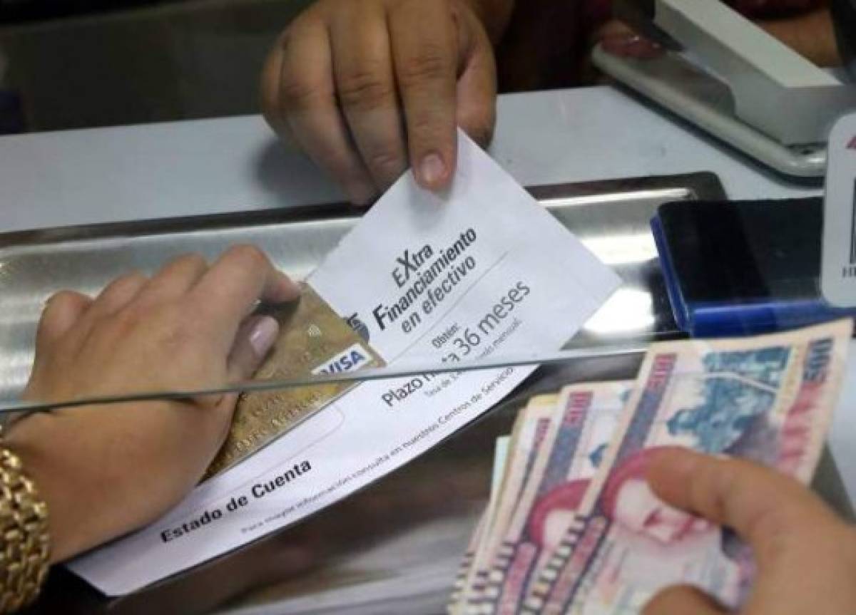 Presidencia pide reformar Ley de Tarjetas de Crédito de Honduras