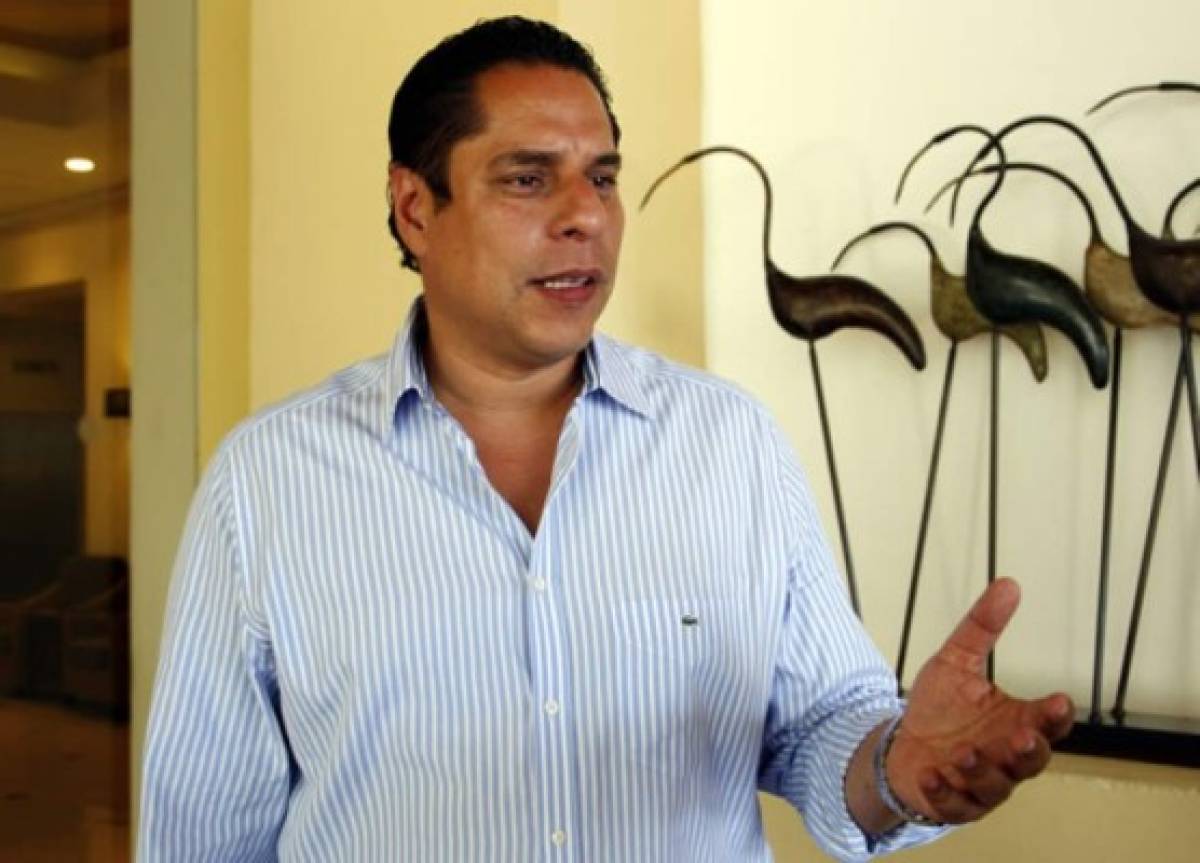 Miguel Pastor cuestiona omisión de 'Pepe' Lobo