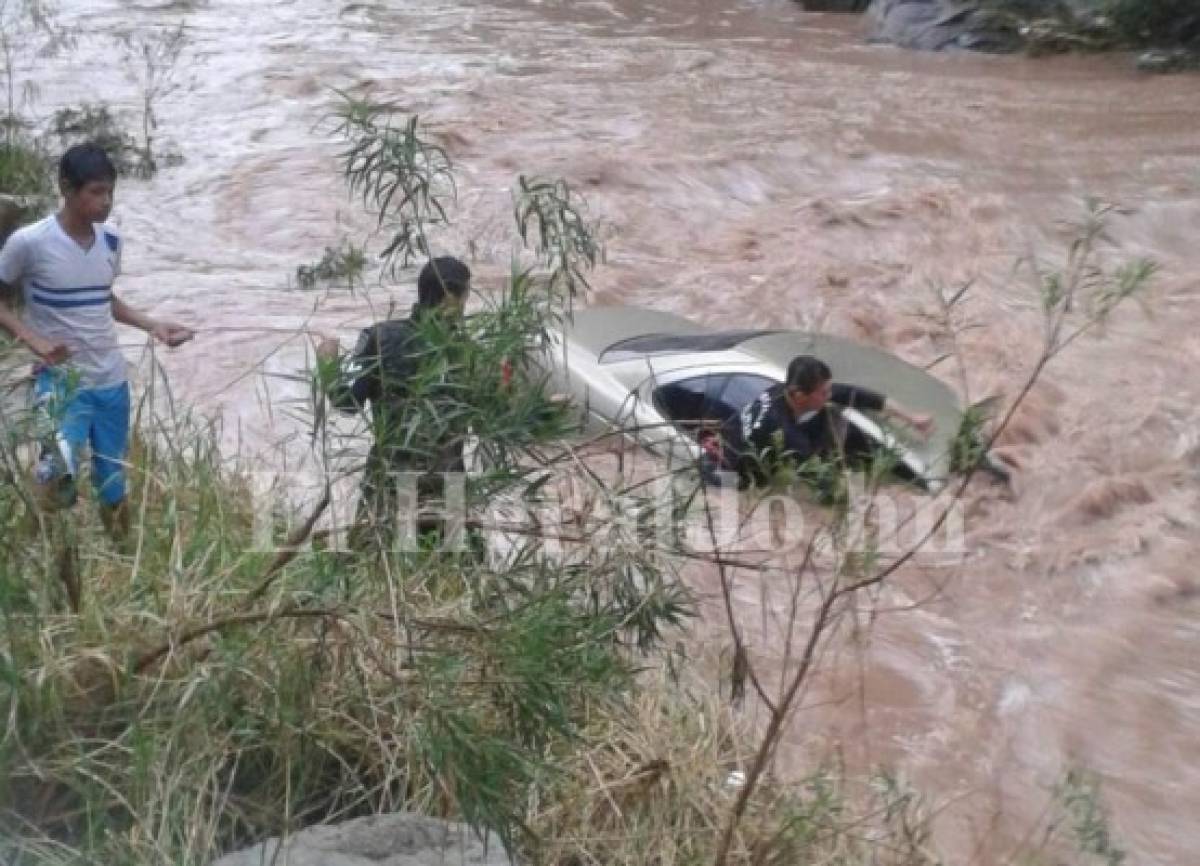 Fuerte tormenta causa estragos en colonias de la capital de Honduras