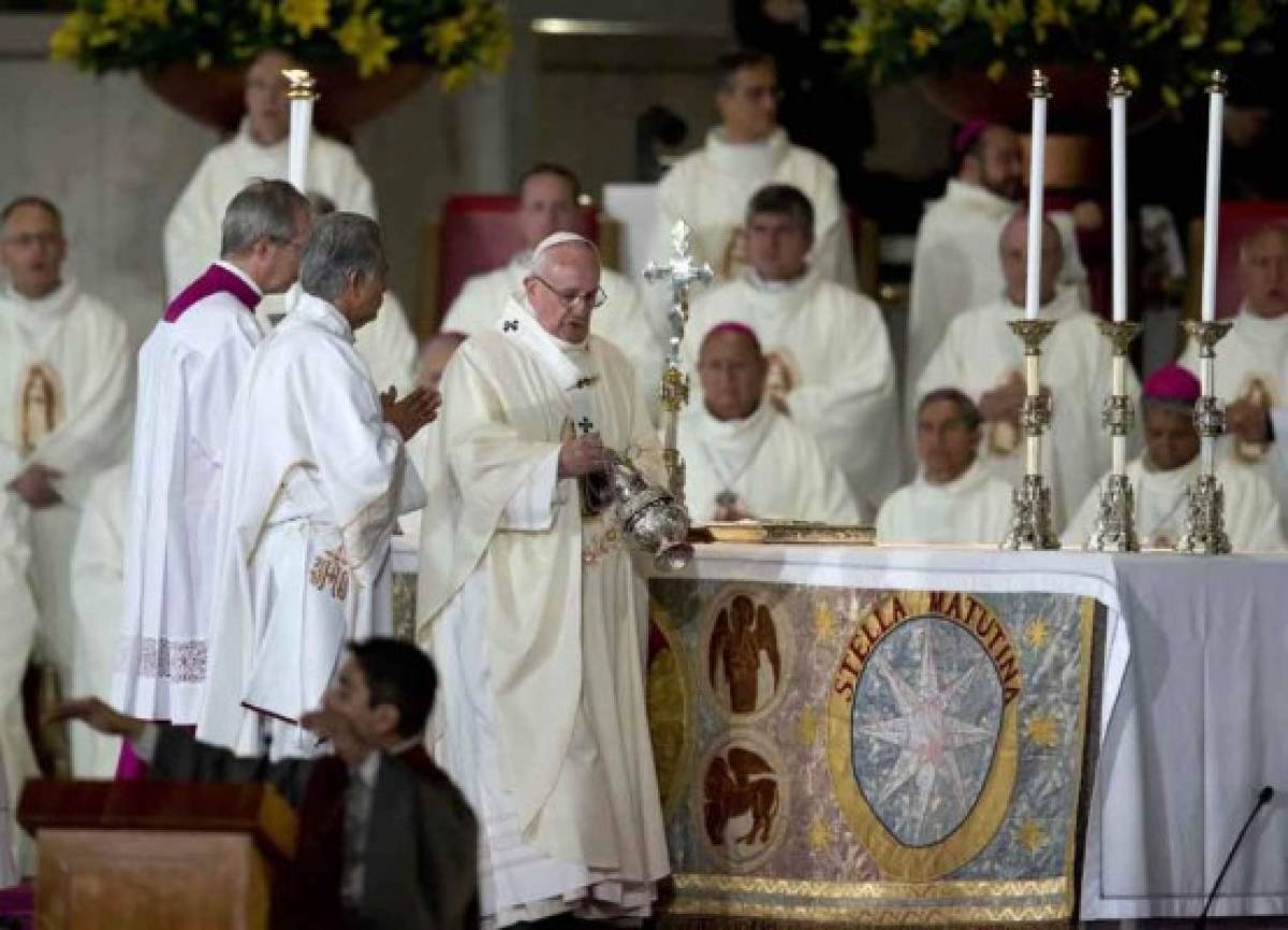 Papa celebró la misa en la Basílica de Guadalupe   