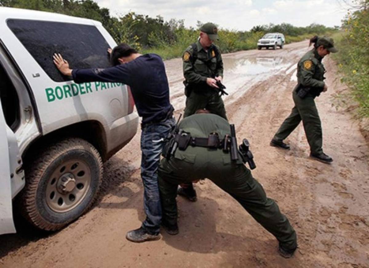 Menos cruces fronterizos ilegales en Texas