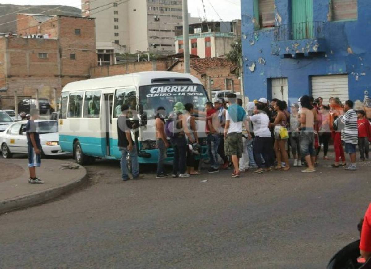 Zafarrancho en el centro de Tegucigalpa entre policías municipales y vendedores