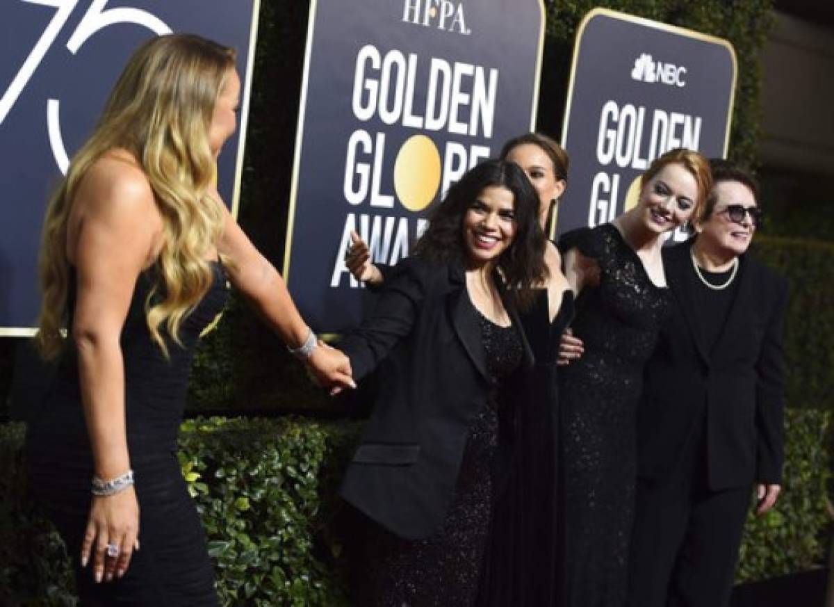 La hondureña America Ferrera lució hermosa en la gala de los Globos de Oro 2018