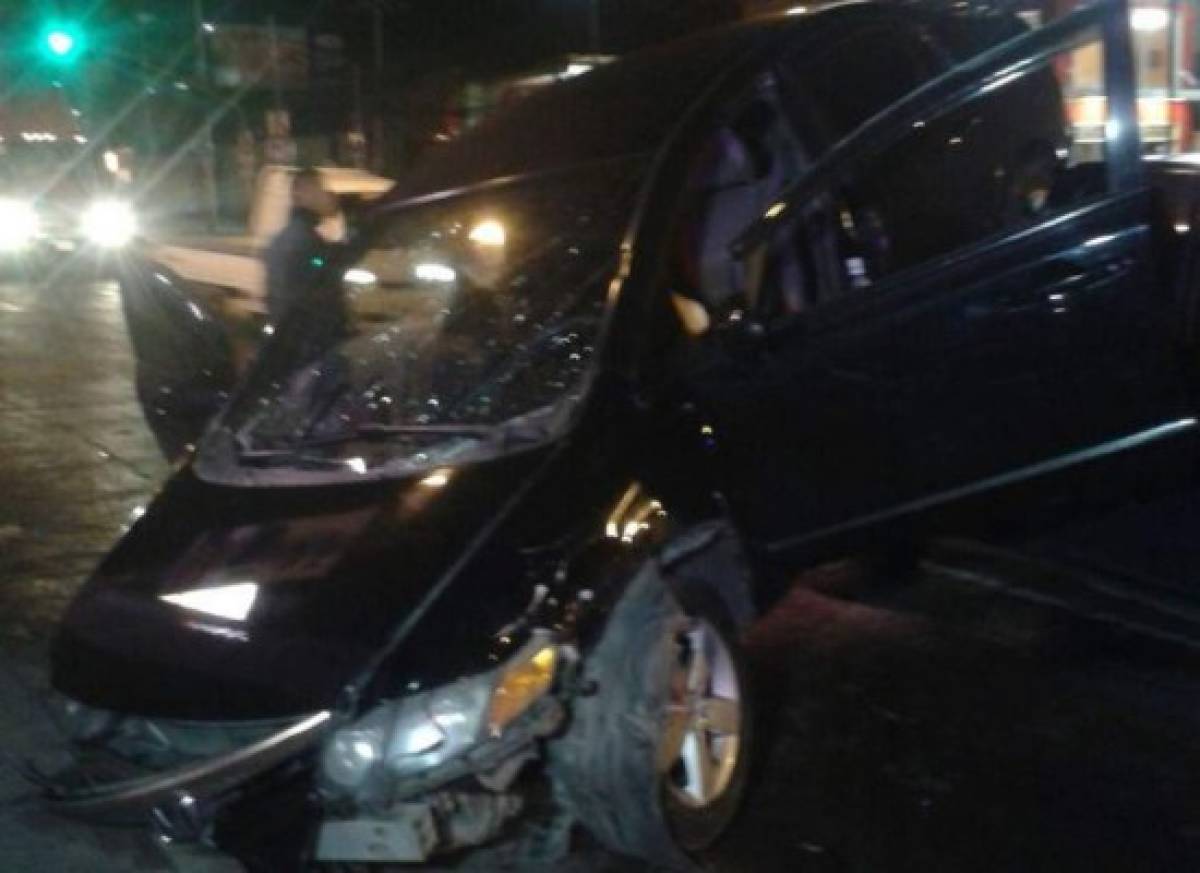 Aparatoso accidente frente al aeropuerto Toncontín deja una persona herida