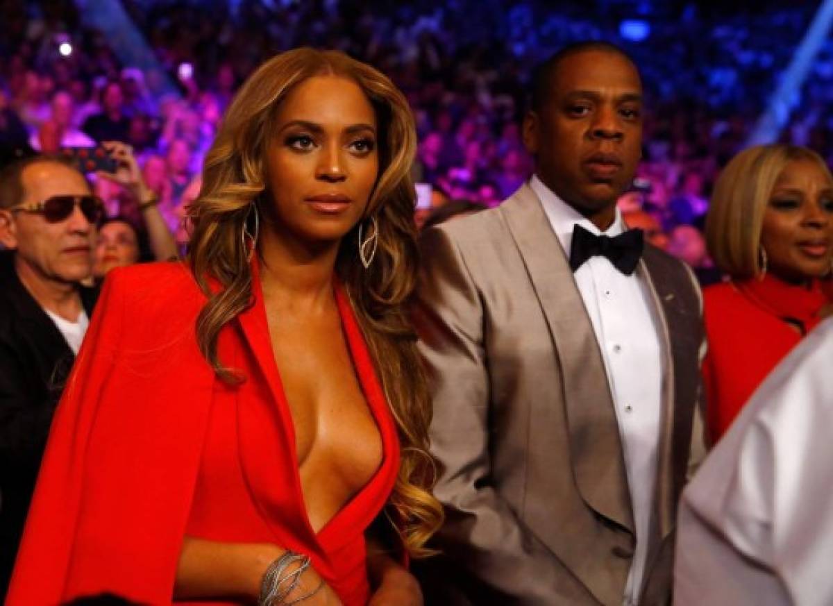 El escote de Beyoncé en la pelea del siglo