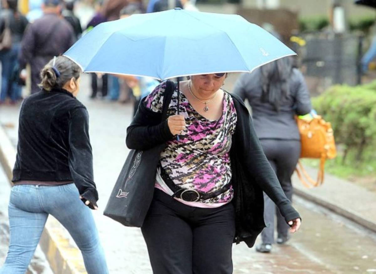 Bajas temperaturas y lluvias se registrarán en Honduras por 72 horas