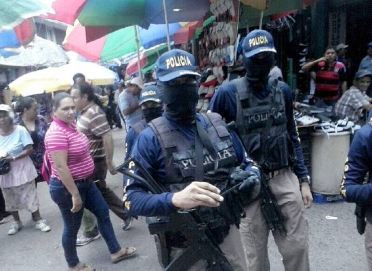 Fuerza Nacional Antiextorsión toma mercado en la capital de Honduras