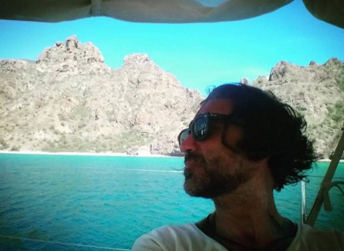 Alejandro Fernández sorprende con nuevo cambio de imagen en Instagram