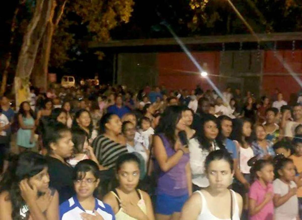 Histórico desfile de hondureños en Girona