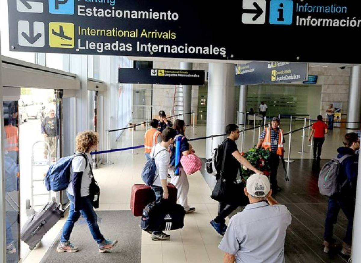 Honduras: Implementarán control de viajeros contra el virus del ébola