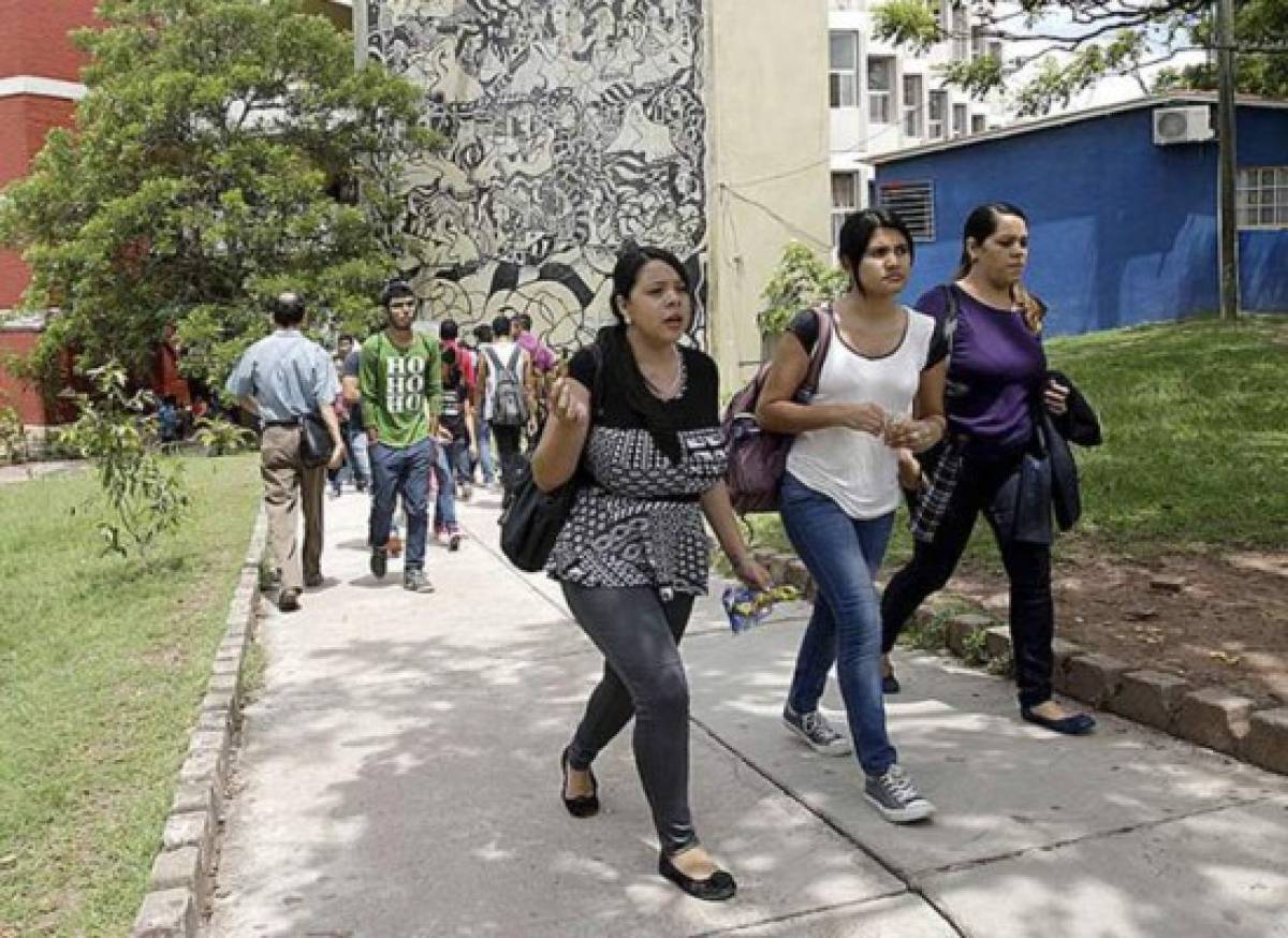 Pérdidas millonarias por retiro de estudiantes