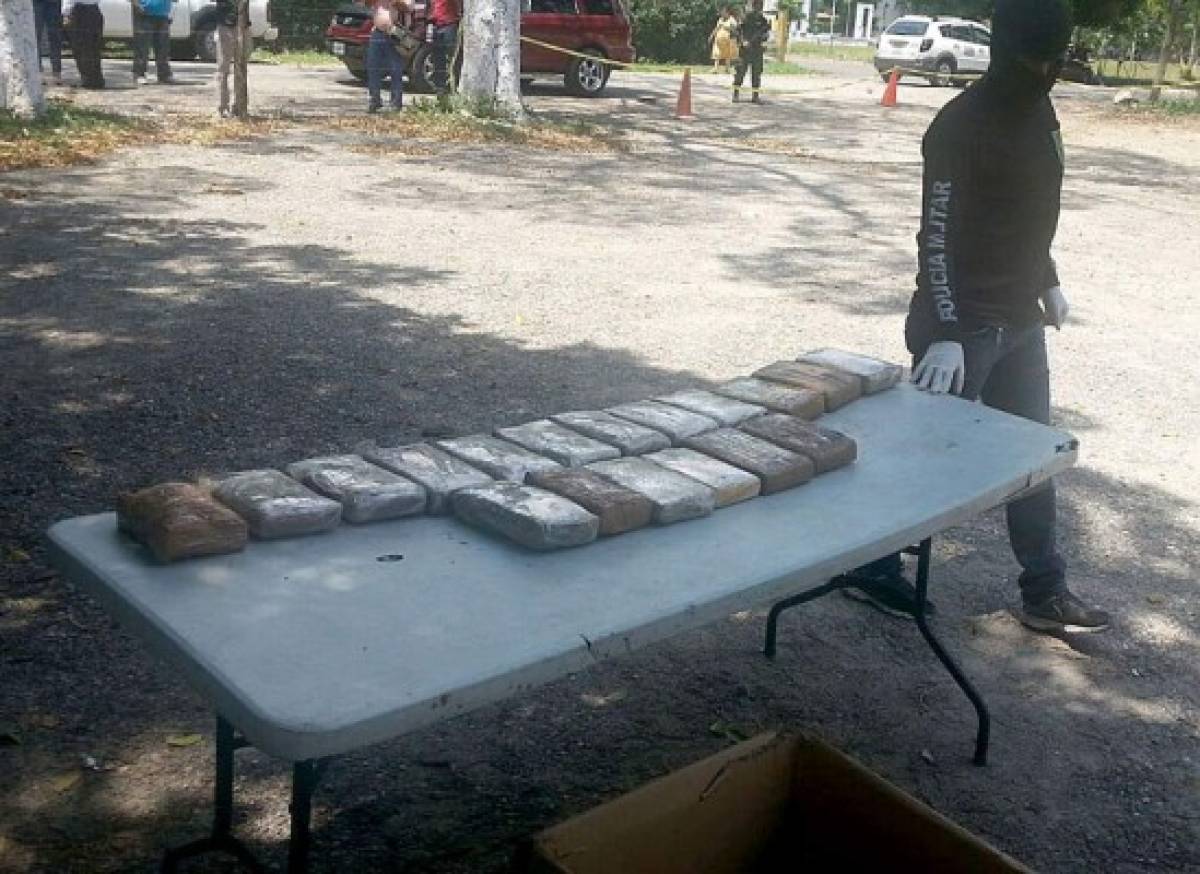 Honduras: Hallan 18 kilos de cocaína escondidos en vehículo