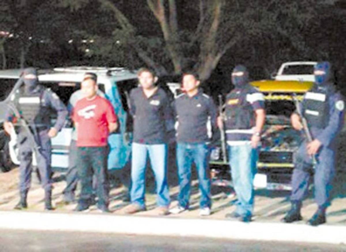 Capturan a cuatro policías hondureños por asalto a ciudadano