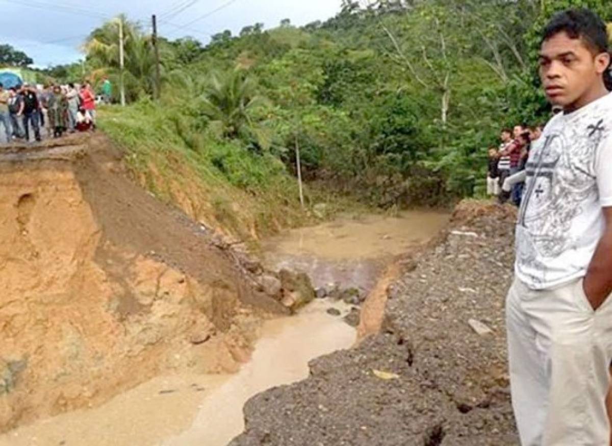 Honduras: Hallan carro que cayó a hondonada, pero no a sus ocupantes