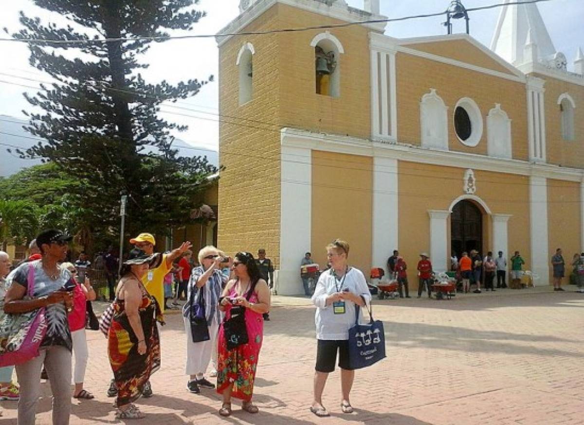 Honduras: Segundo crucero llega a Trujillo con tres mil turistas