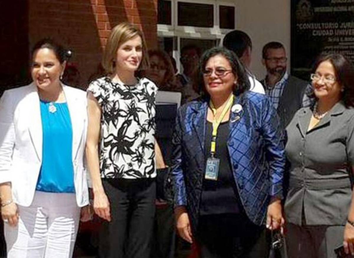 Reina Letizia de España realiza un recorrido por Comayagua