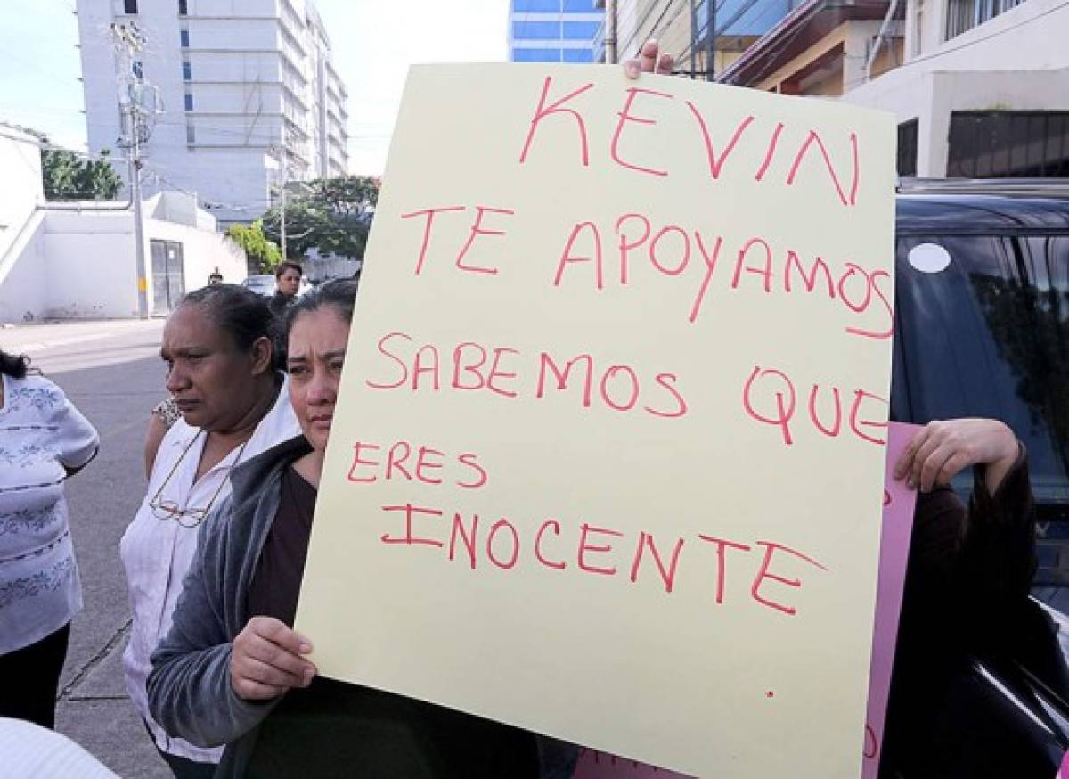 Honduras: Realizan manifestación a favor de estudiante universitario