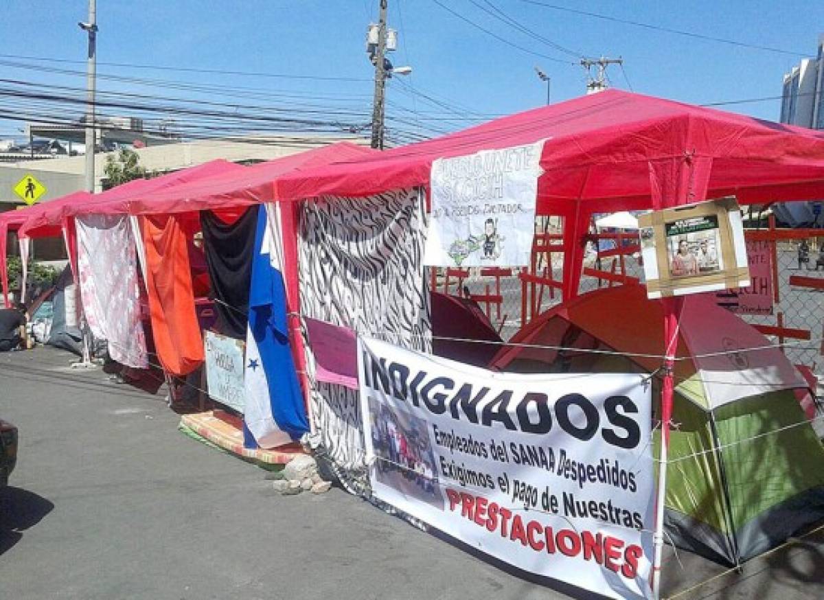Nueve 'indignados' hondureños en huelga de hambre