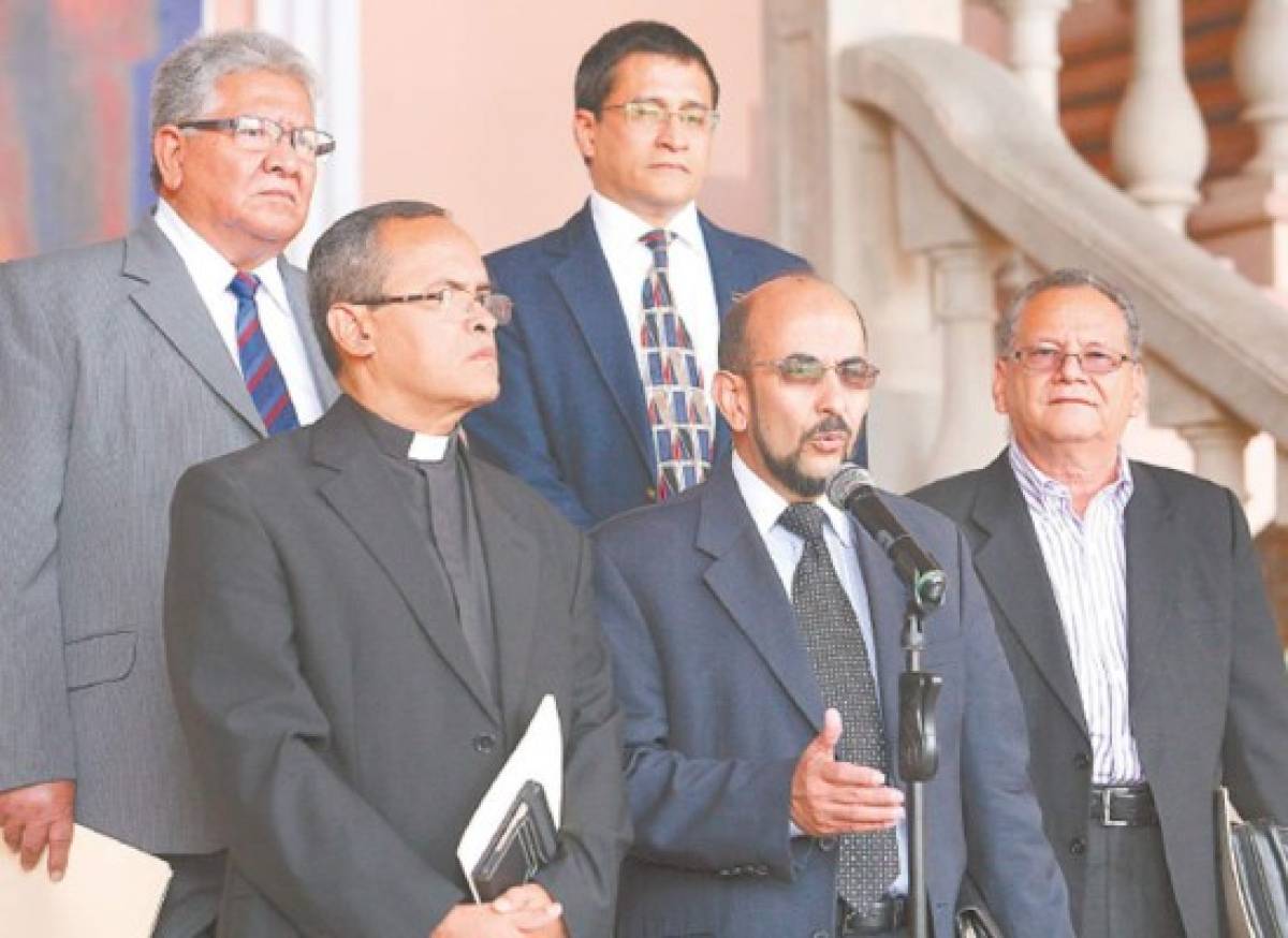 Iglesias comienzan mediación para facilitar el diálogo nacional
