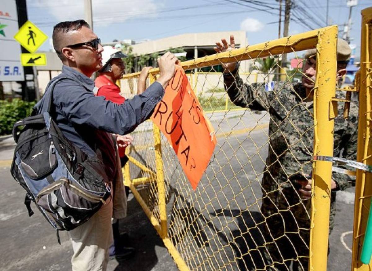 Indignados en huelga denuncian agresiones