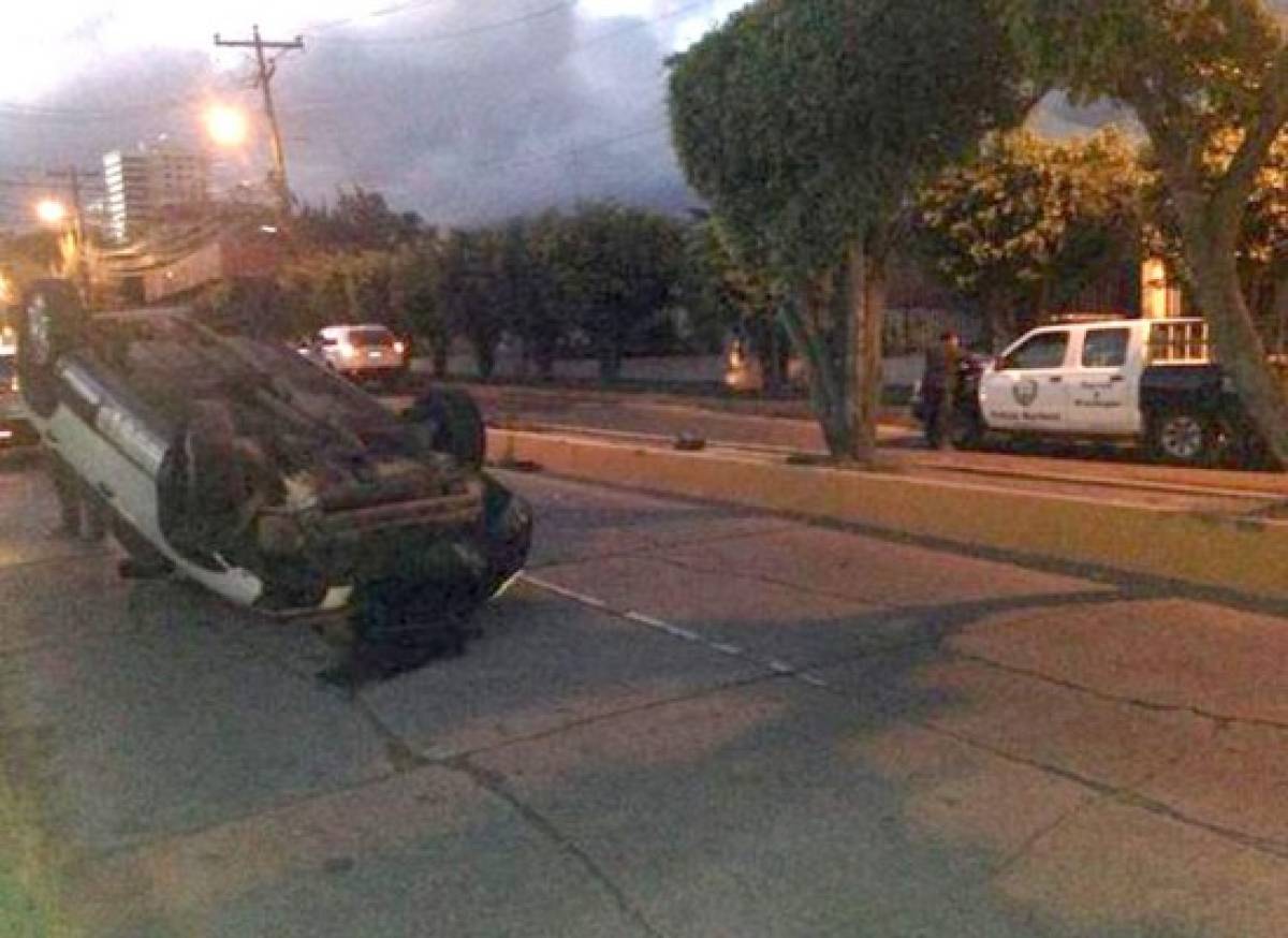 Accidente vehícular frente al instituto San Miguel