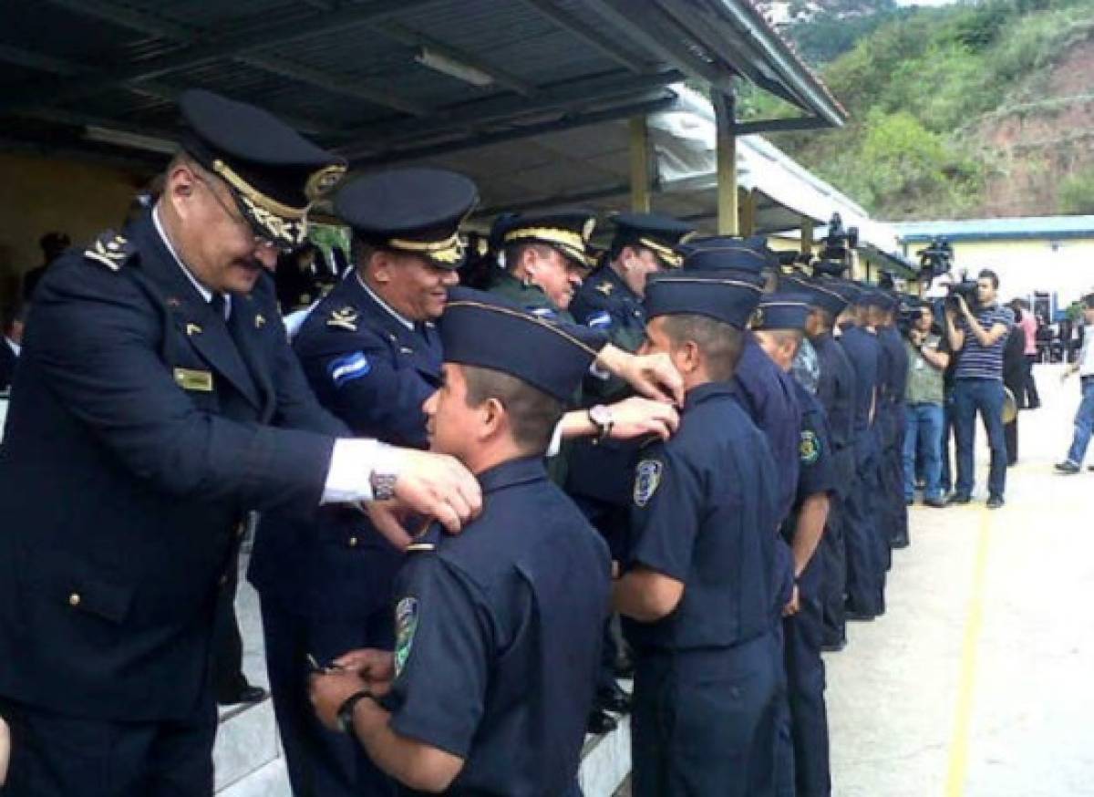 Ascenderán a 46 oficiales de la Policía Nacional