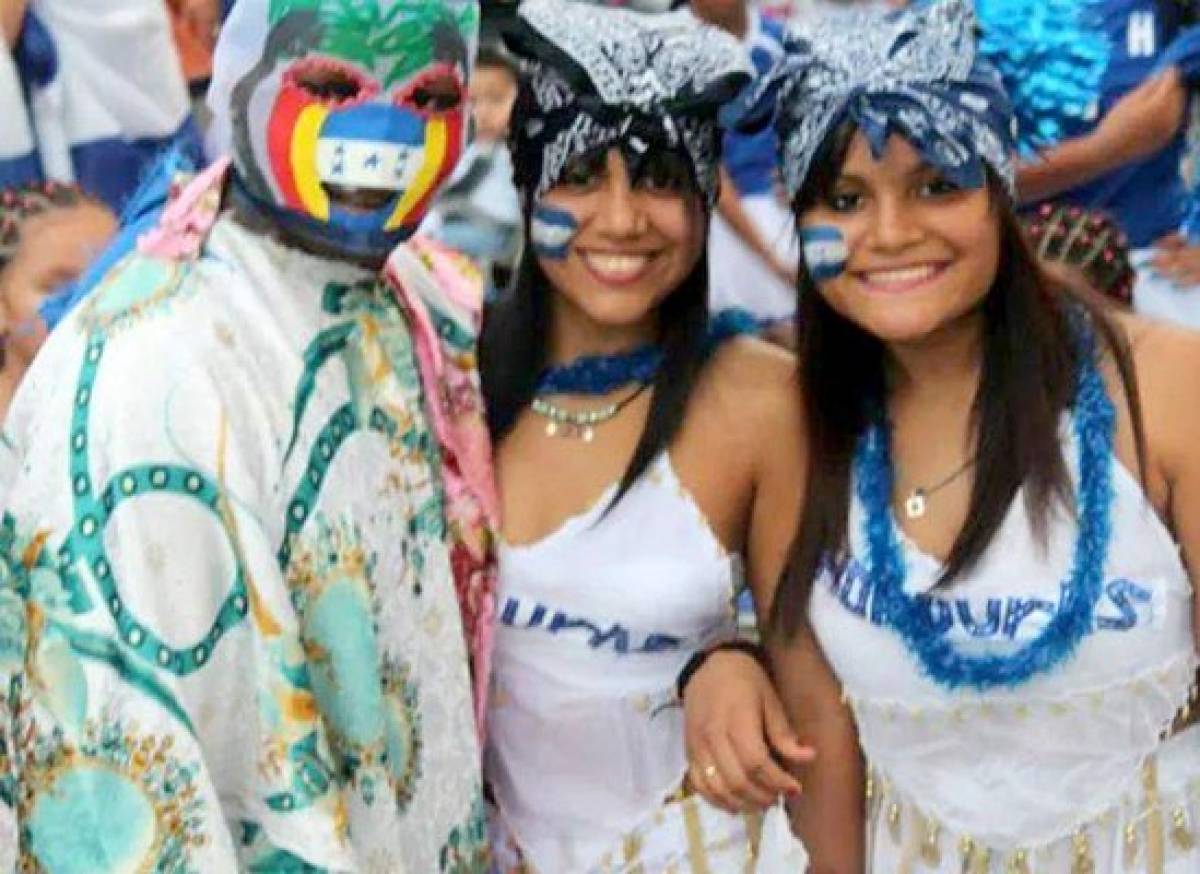 Histórico desfile de hondureños en Girona