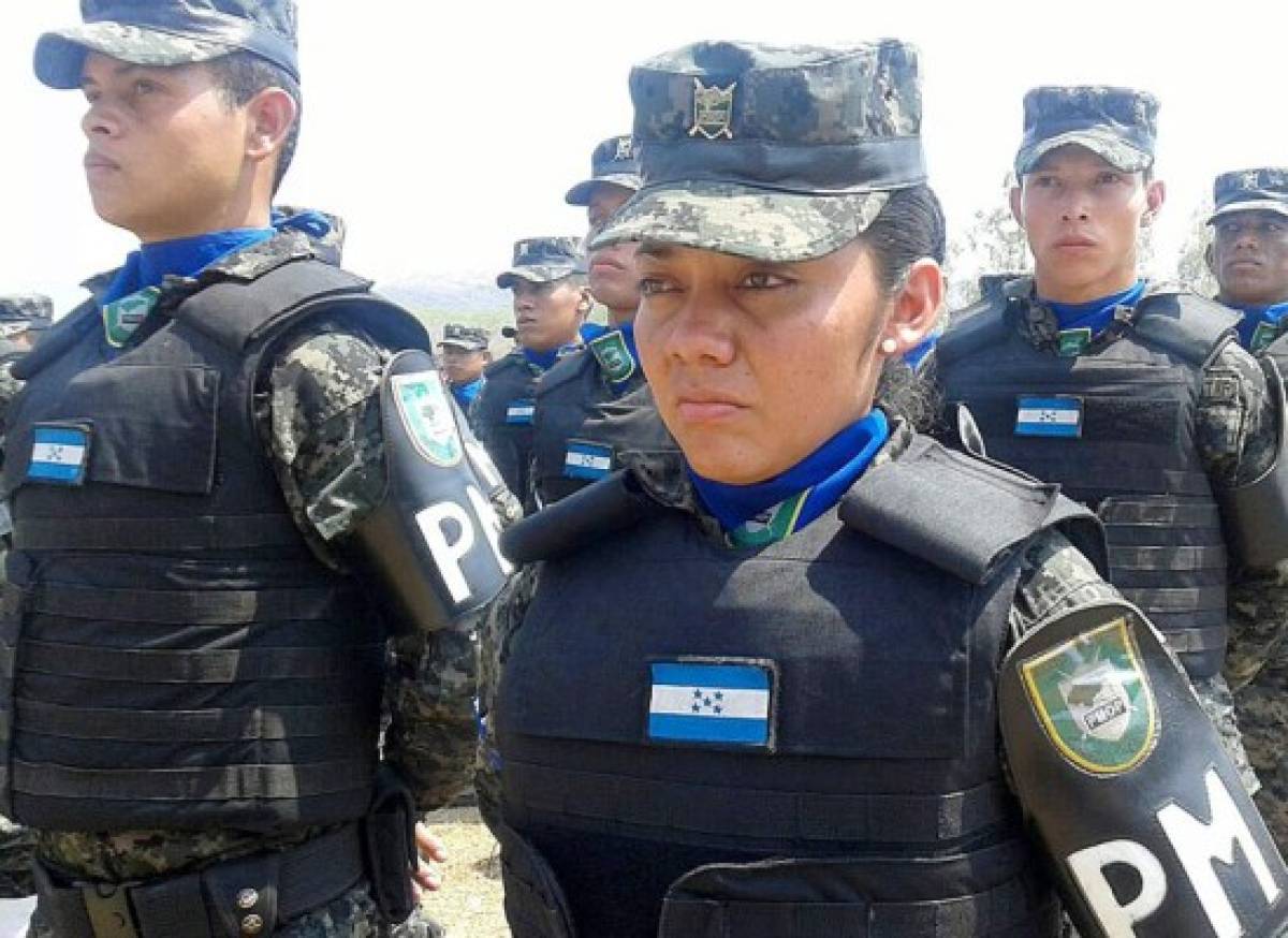 Honduras tiene 700 nuevos policías militares