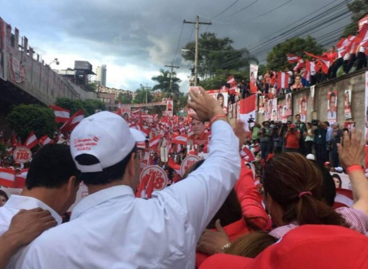 Teleféricos, ceros deducciones y cárcel a ladrones prometen candidatos en giras del fin de semana