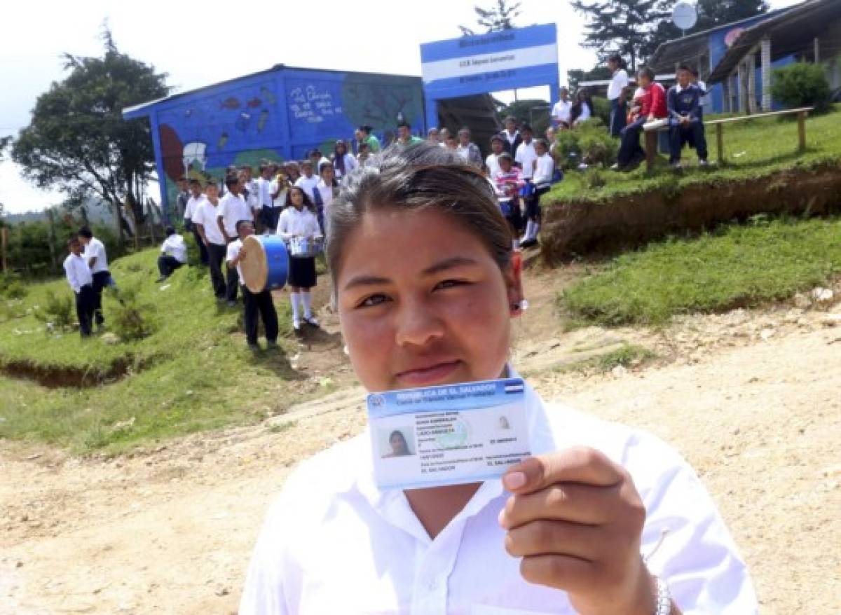 Secretaría de Educación abandonó las escuelas de los exbolsones