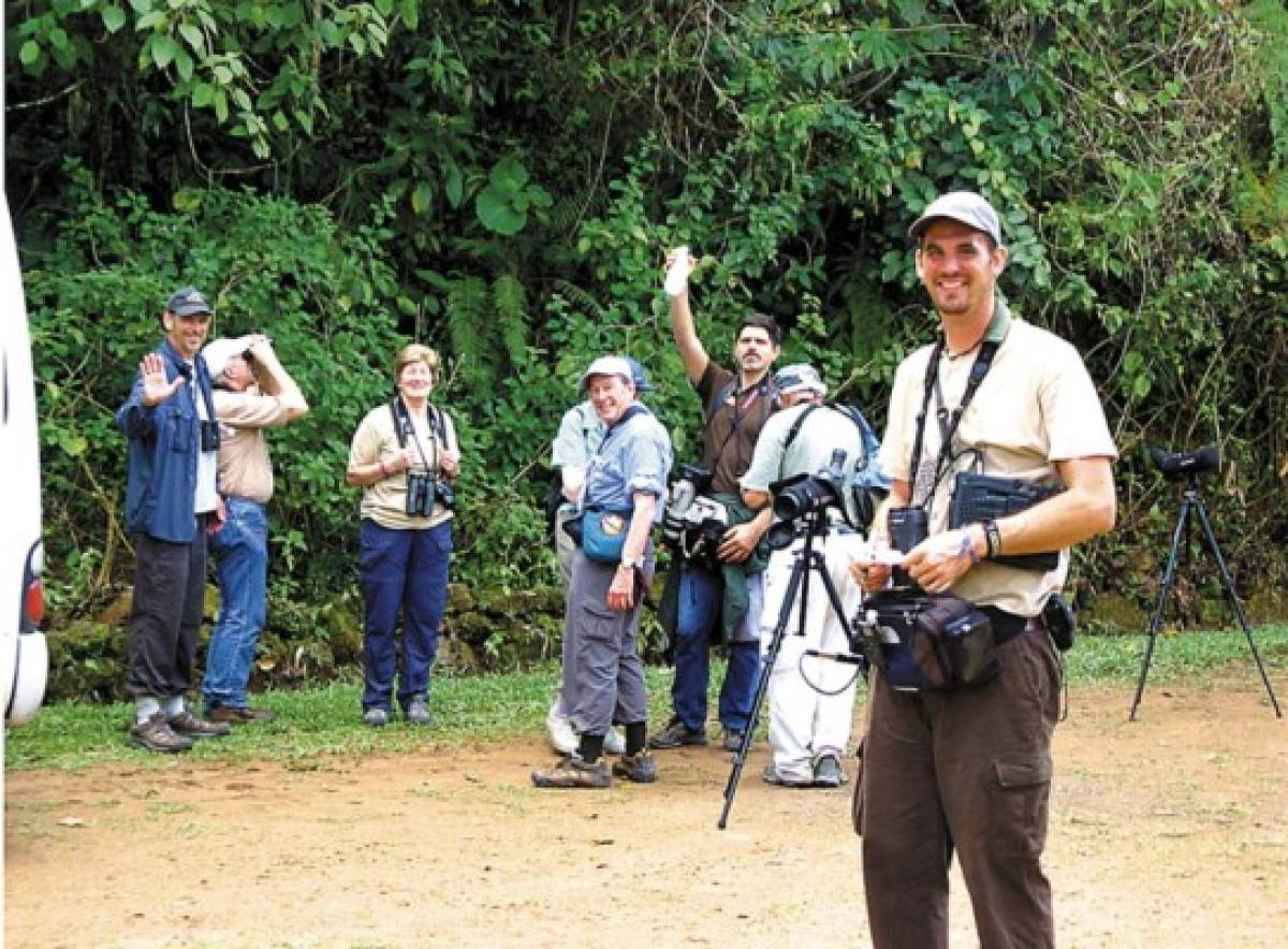 Honduras: Inauguran dos torres de avistamiento de aves en Panacam