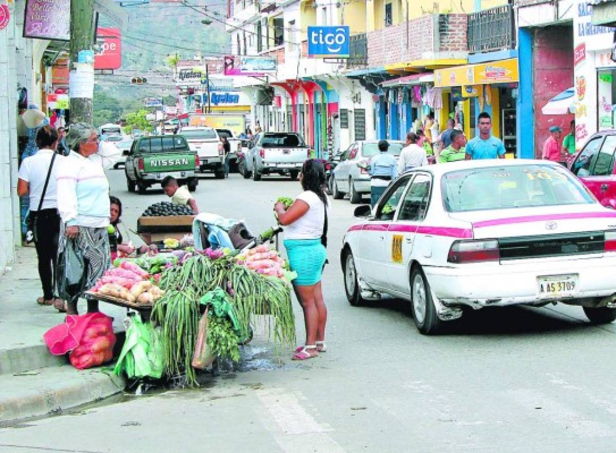 Piden reubicar vendedores del casco histórico