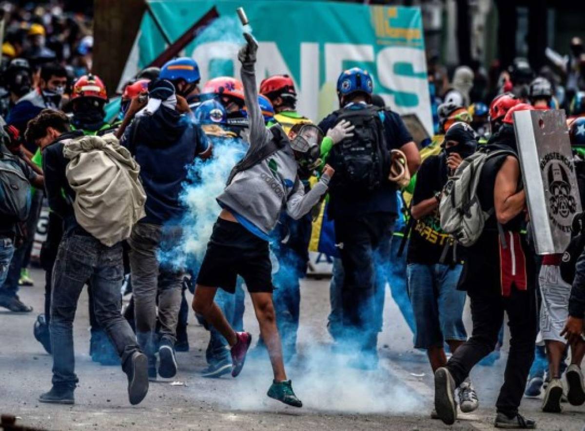 Venezuela: Reprimen con gases marcha contra Constituyente