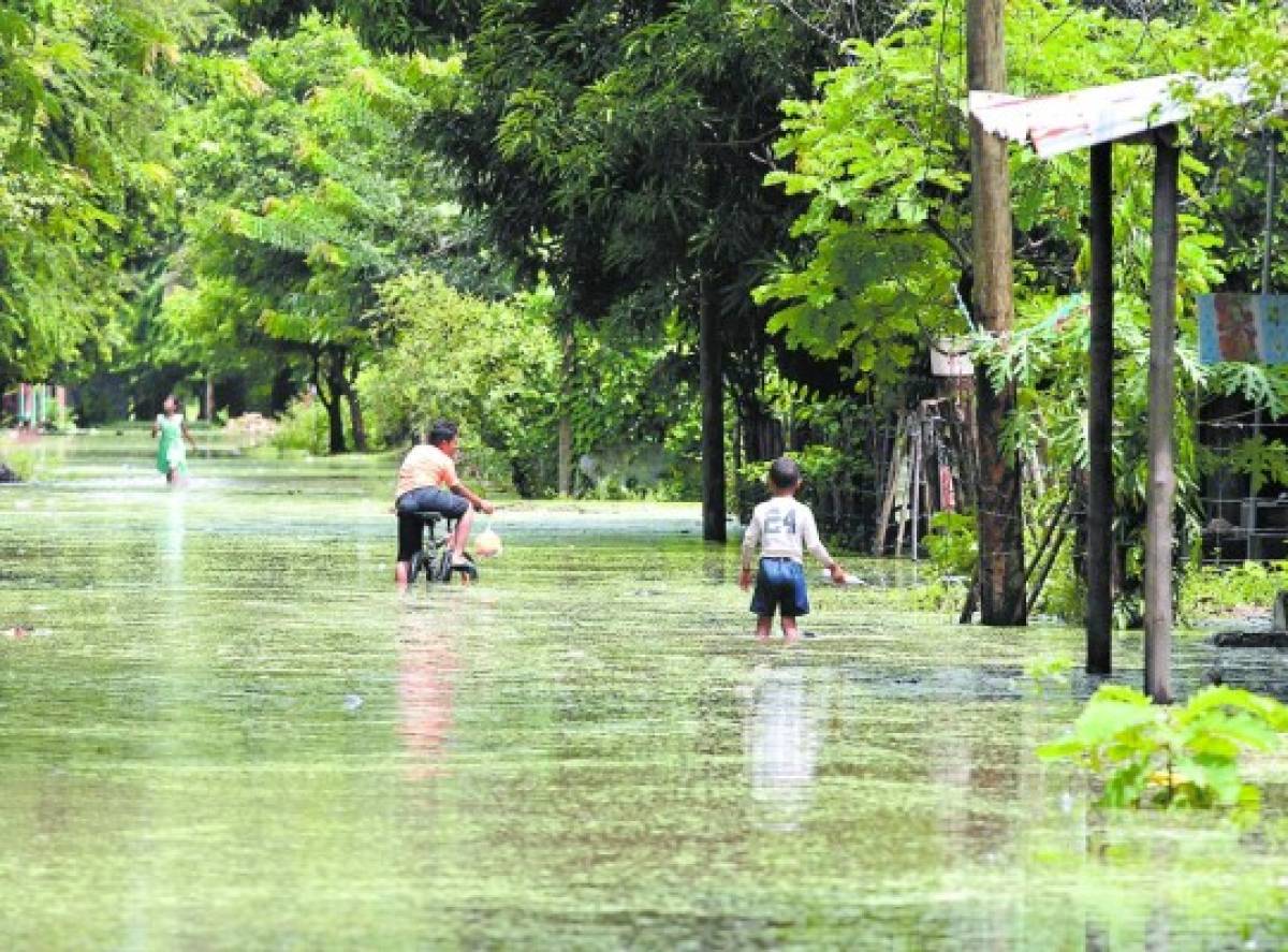 Choluteca y Valle aún mantienen vigente el nivel de alerta roja